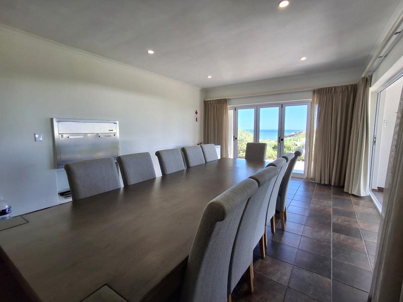 6 Bedroom Property for Sale in Duyker Eiland Western Cape